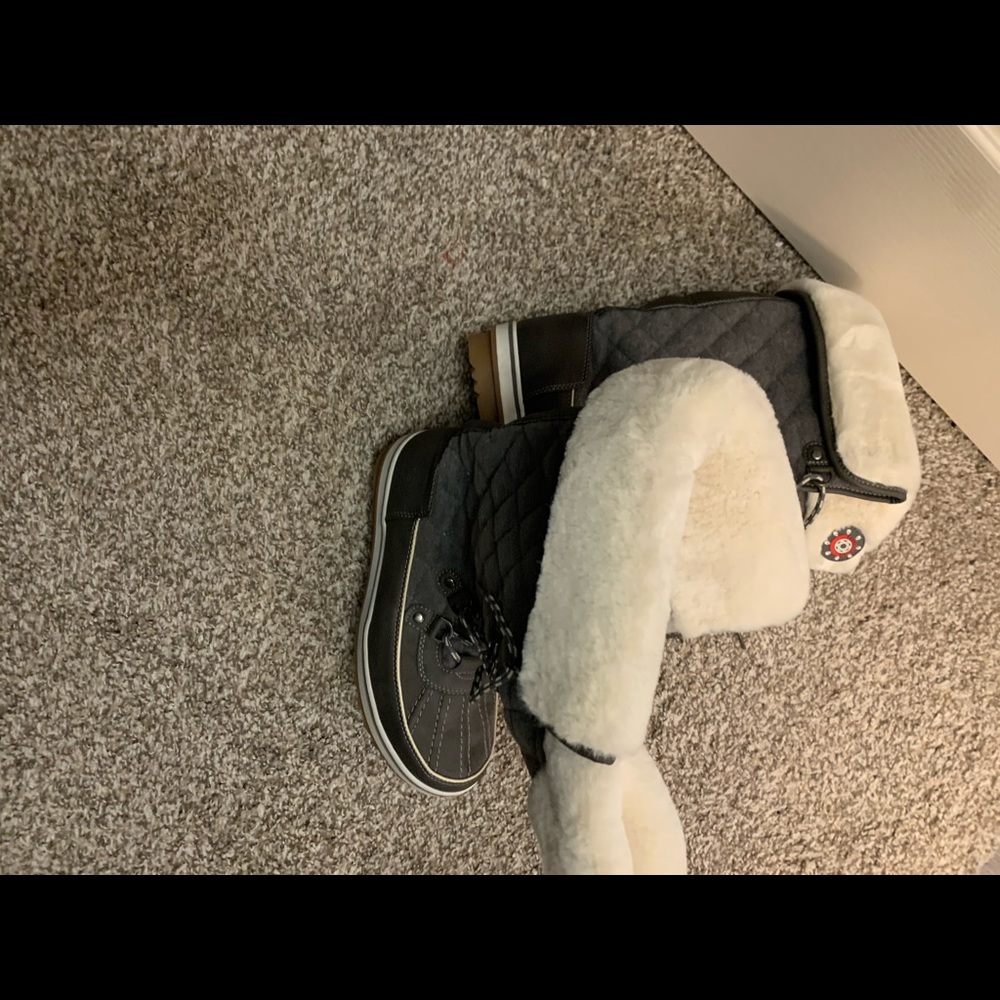 Snow Boots